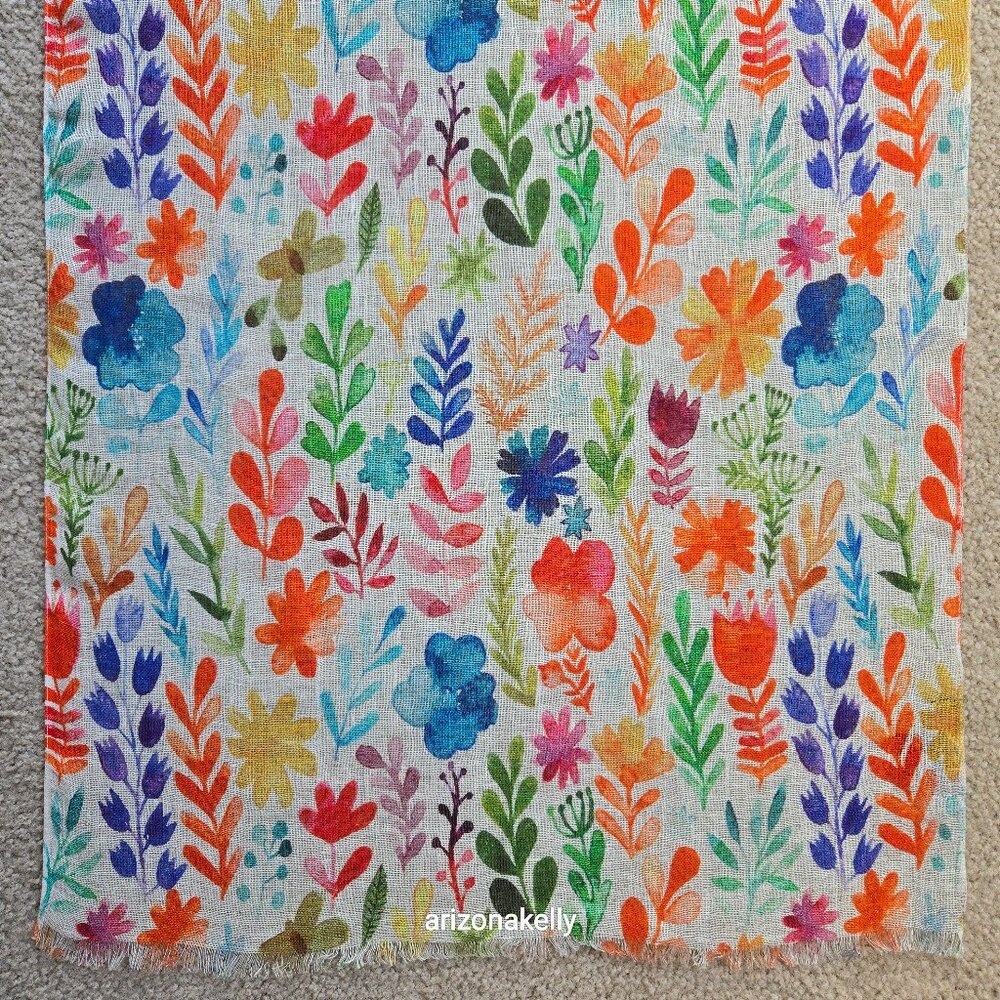 NWOT Linen Scarf Watercolor Flowers Colorful Art